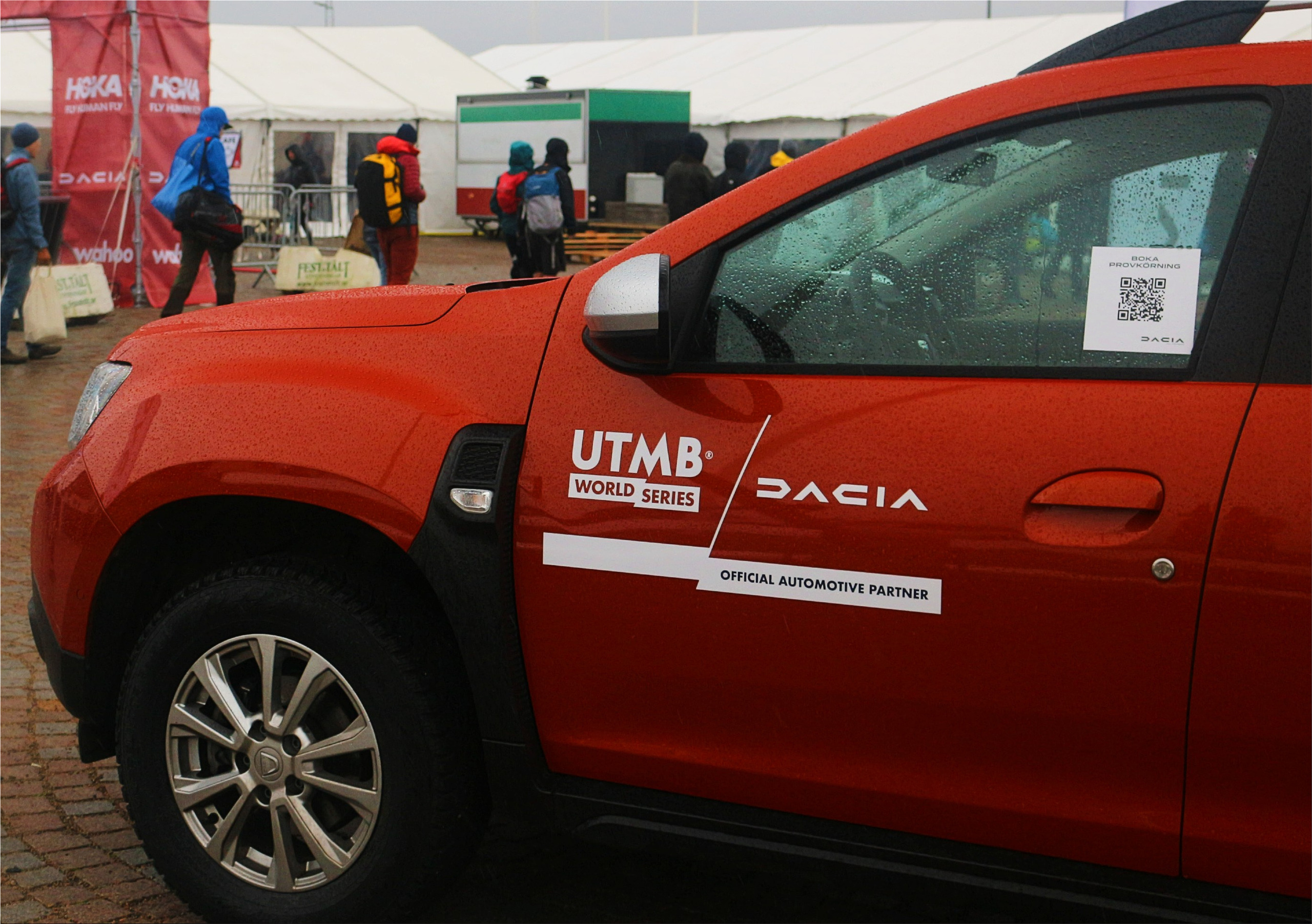 Dacia Duster and Dacia Jogger during UTMB World Series